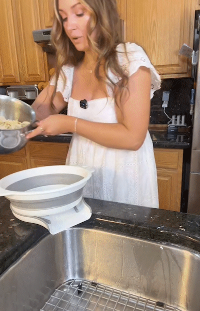 Rinsing and draining pasta demonstration
