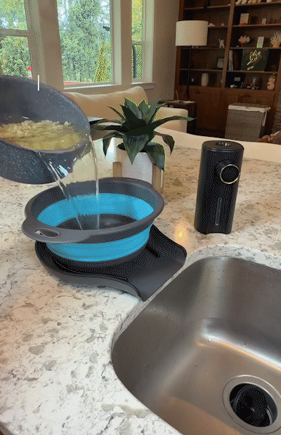 Collapsible colander drawer storage