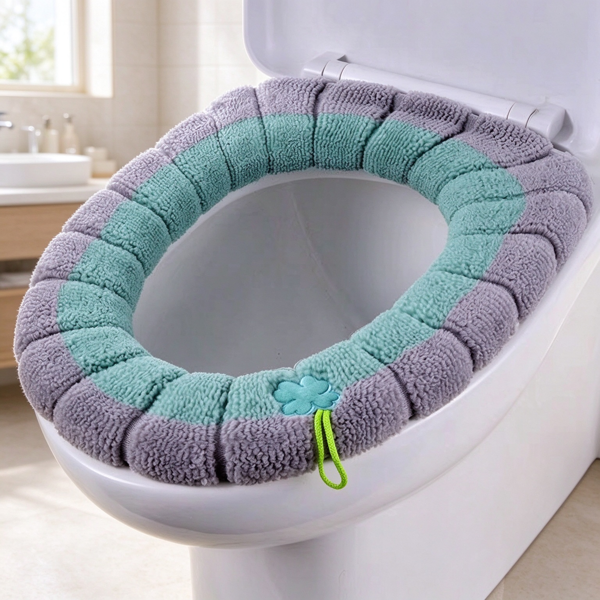 🚽❄️ Thick Plush Toilet Seat Cushion | Soft, Warm & Washable
