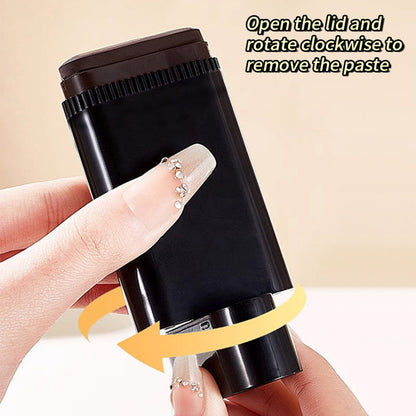 🥳2026 HOT SALE🥳💞50K+ SOLD!🎨🪥 50% OFF! Disposable Hair Color Refill with Comb – No mix, just comb. Gentle formula, travel‑friendly. 3 shades: Black, Brown, Granny Gray. 🌟✨